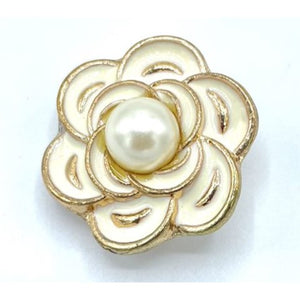 White Classic Flower with Pearl Shoe Charm