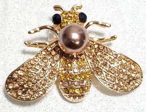 Gold Studded Bee with Big Pearl Shoe Charm